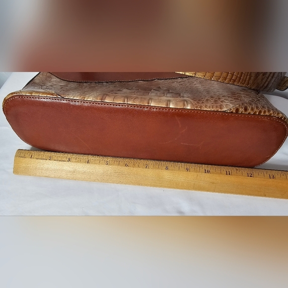 Vintage Brahmin Anytime Shoulder Bag Croc Embossed Leather Brown Tan Textured - Picture 15 of 16